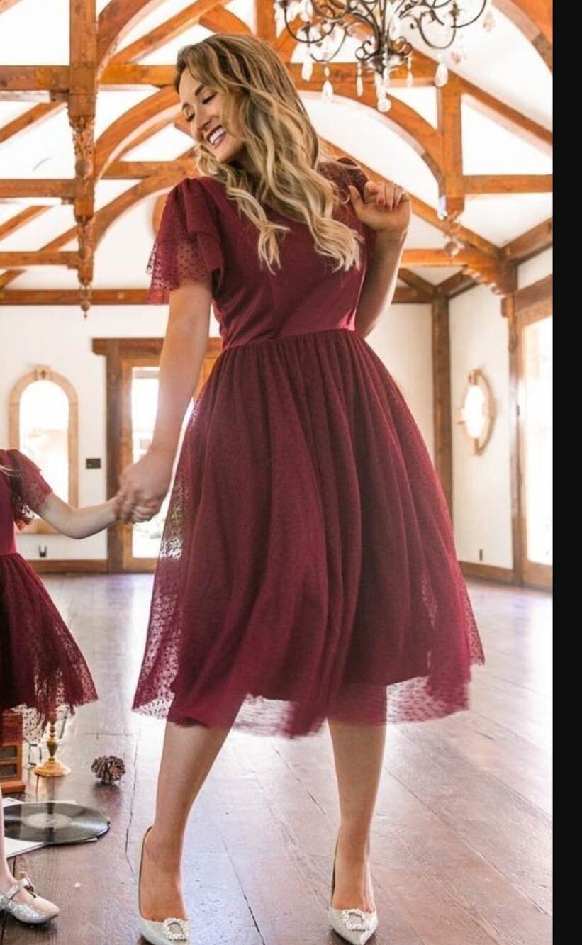 Ivy City Co Maroon Swiss Dot Flutter Sleeve Midi Dress Size Small